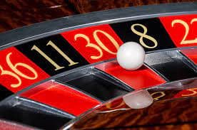Layar antarmuka Caribbean Stud Poker di aplikasi olb88
